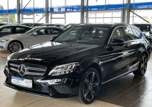 Mercedes-Benz C 300, 2021