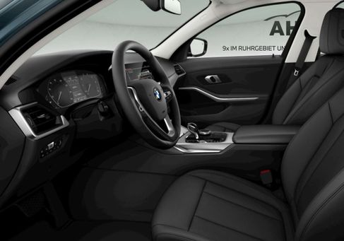 BMW 320, 2020