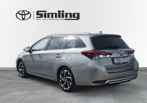 Toyota Auris Touring Sports, 2016