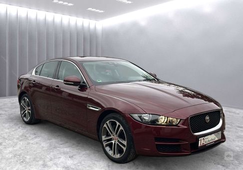 Jaguar XE, 2017