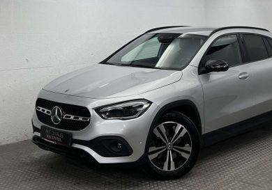Mercedes-Benz GLA 220, 2022