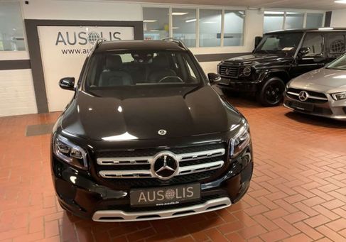 Mercedes-Benz GLB 200, 2023