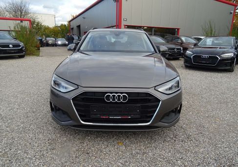 Audi A4, 2022