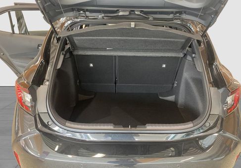 Toyota Corolla, 2026 3