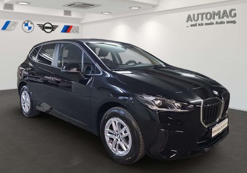 BMW 216, 2023 2
