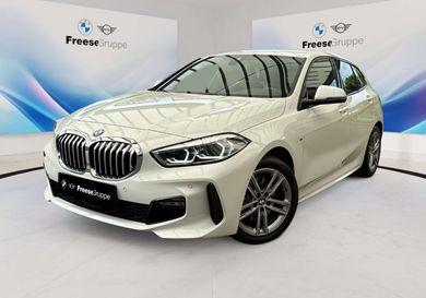 BMW 118, 2023