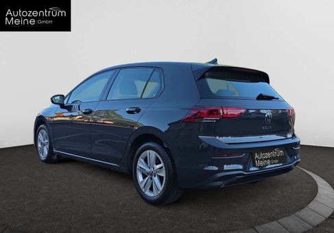 Volkswagen Golf, 2022 3