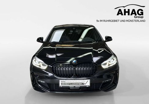BMW 118, 2023