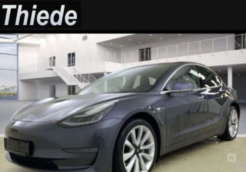 Tesla Model 3, 2020