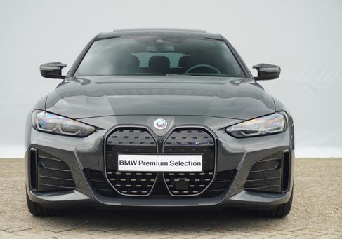 BMW i4, 2022