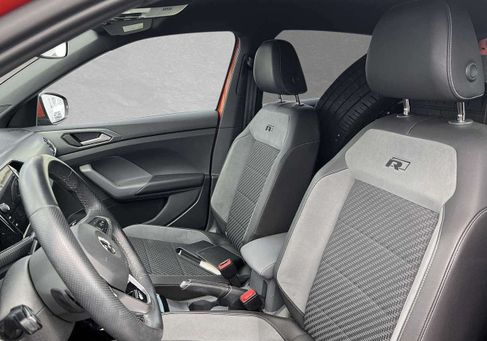 Volkswagen T-Cross, 2019
