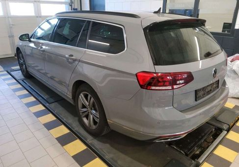 Volkswagen Passat Variant, 2023 3