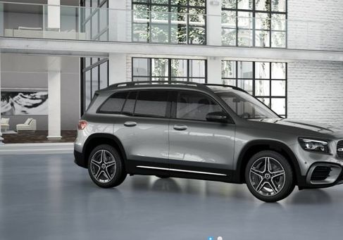 Mercedes-Benz GLB 200, 2025