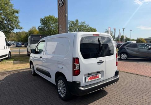 Toyota Proace, 2023 3