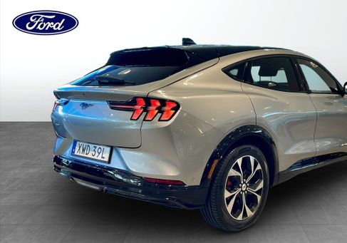 Ford Mustang Mach-E, 2021 2