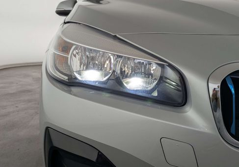 BMW 225, 2018