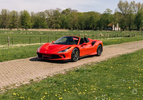 Ferrari F8, 2021