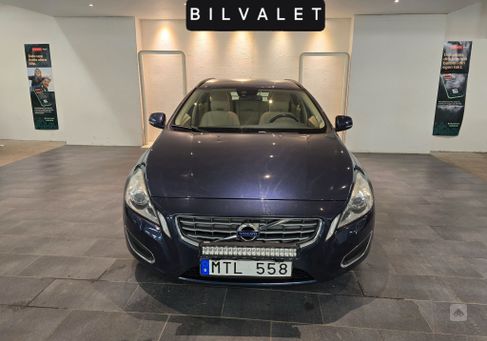 Volvo V60, 2013