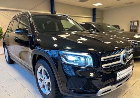 Mercedes-Benz GLB 200, 2022