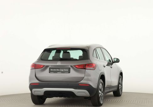 Mercedes-Benz GLA 250, 2022 2