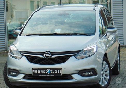 Opel Zafira, 2018