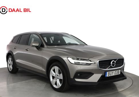 Volvo V60 Cross Country, 2021