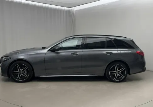 Mercedes-Benz C 300, 2023 2