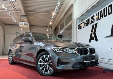 BMW 330, 2021