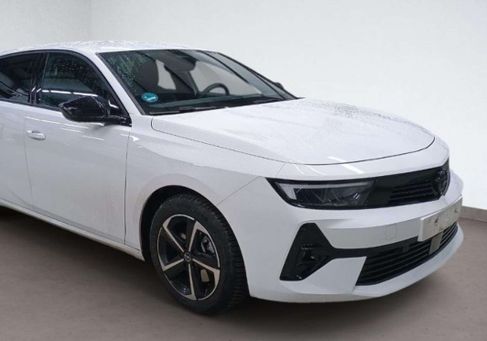 Opel Astra, 2024
