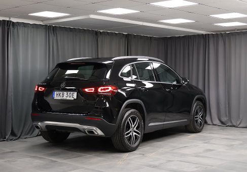 Mercedes-Benz GLA 200, 2023 2