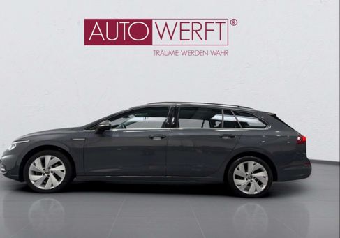 Volkswagen Golf, 2023 3