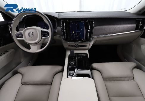 Volvo, 2025 2