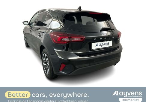 Ford Focus, 2021 3