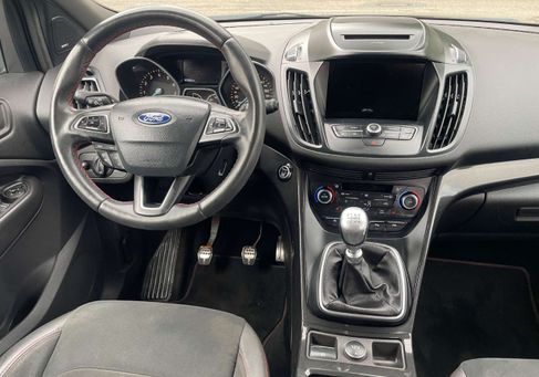 Ford Kuga, 2019