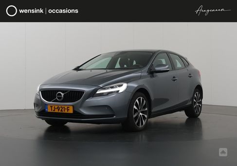 Volvo V40, 2018