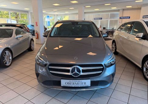Mercedes-Benz B 180, 2019