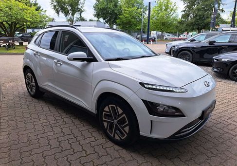 Hyundai Kona, 2022 3