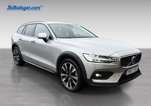 Volvo V60 Cross Country, 2024 3
