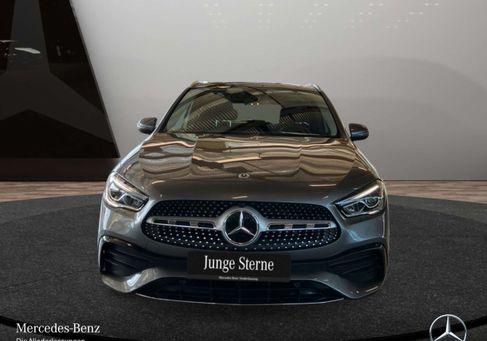 Mercedes-Benz GLA 250, 2022