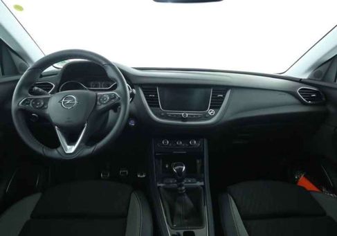 Opel Grandland X, 2018 3