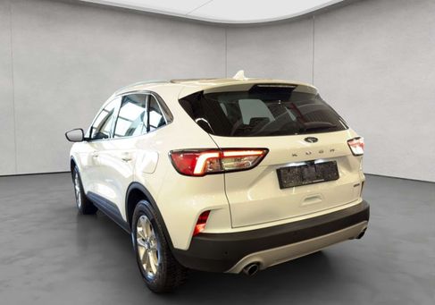 Ford Kuga, 2022