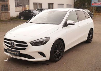 Mercedes-Benz B 200, 2021