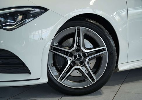 Mercedes-Benz CLA 220, 2020 3