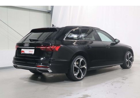Audi A4, 2022