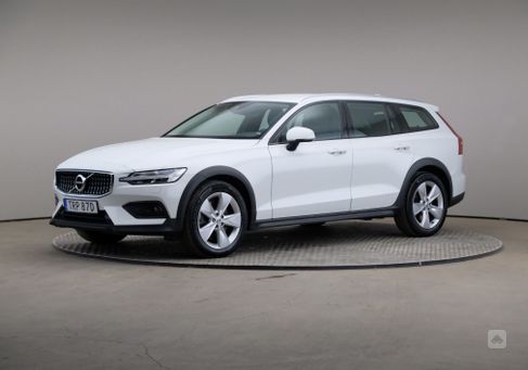 Volvo V60 Cross Country, 2020