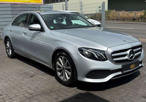 Mercedes-Benz E 200, 2018