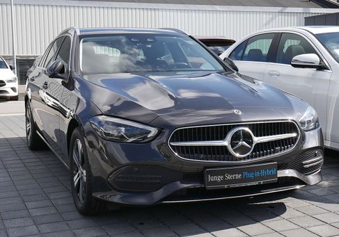 Mercedes-Benz C 300, 2023 2