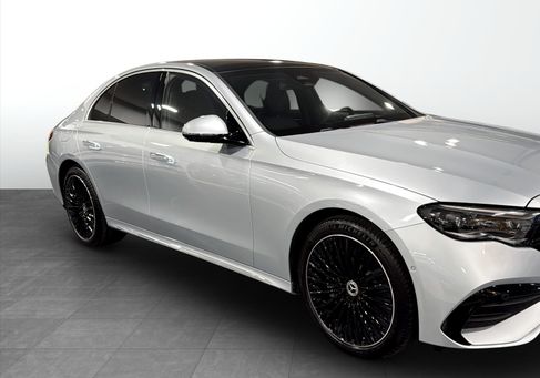 Mercedes-Benz E 400, 2026