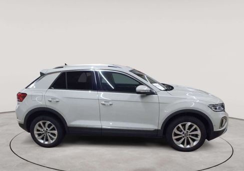 Volkswagen T-Roc, 2025 3