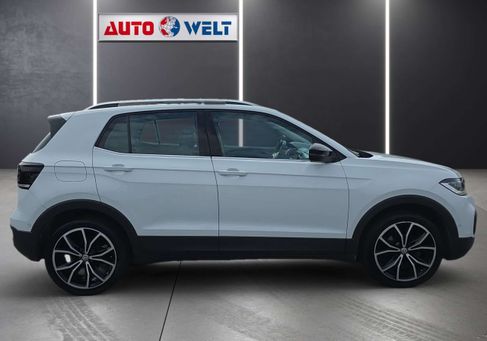 Volkswagen T-Cross, 2019